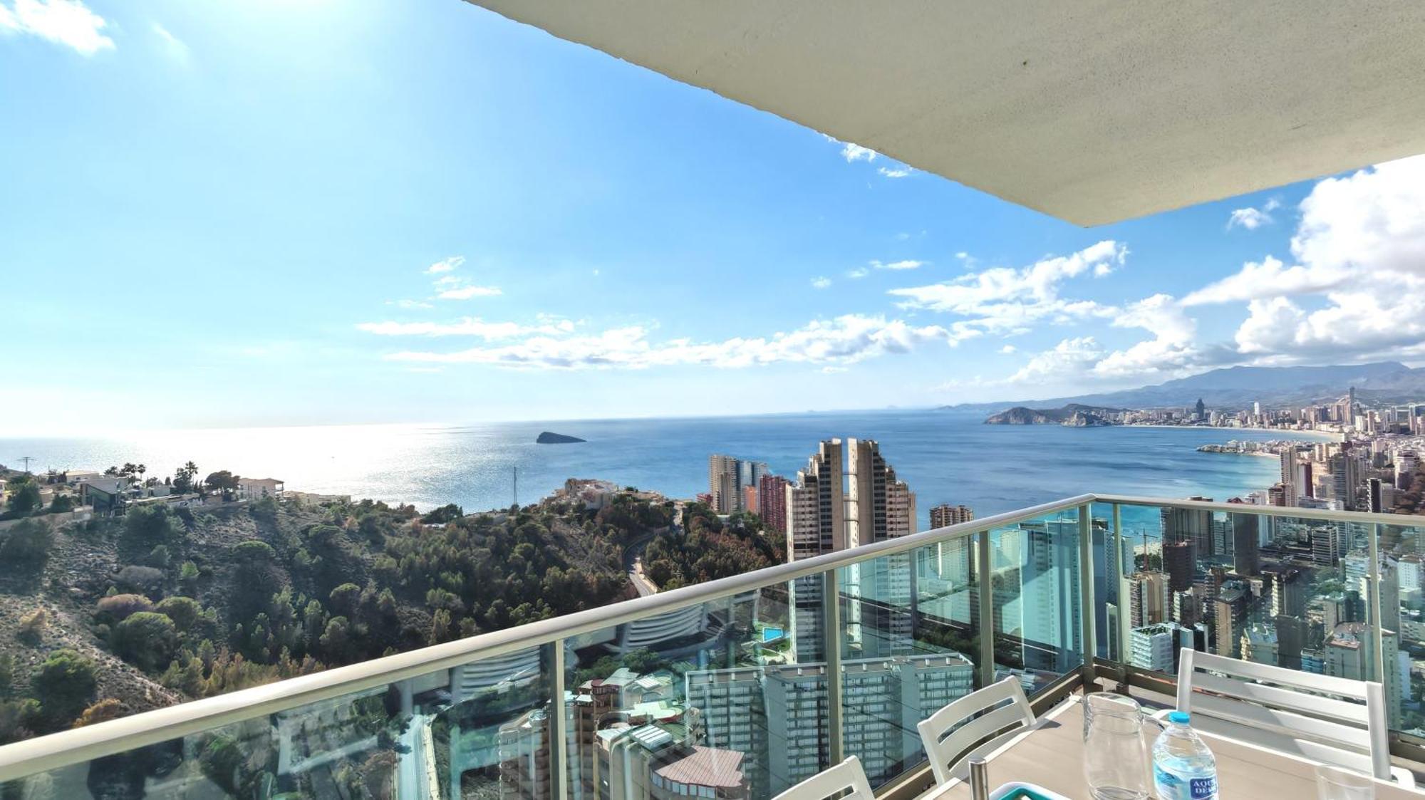 Skyline 31 Terraza Privada Con Vistas Al Mar Apartment Бенидорм Екстериор снимка
